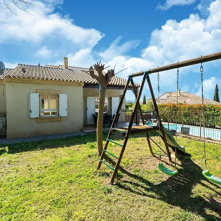 In With Pool And Mountain Views, Cleaning Included