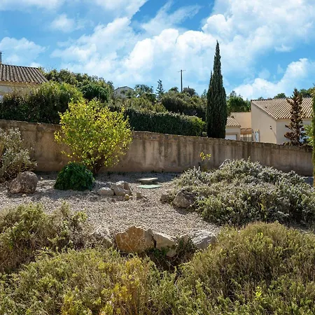 In With Pool And Mountain Views, Cleaning Included Vila