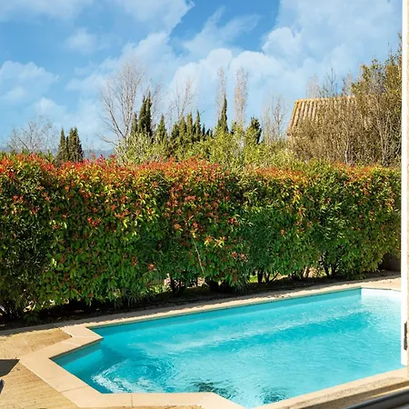 In With Pool And Mountain Views, Cleaning Included